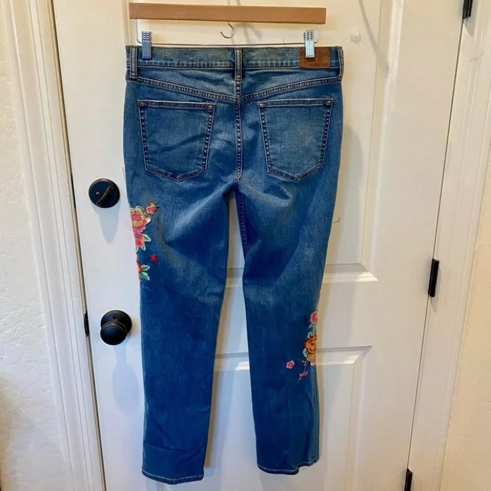 NWOT BLOSSOM BOYFRIEND JEANS - 25 - Picture 8 of 9